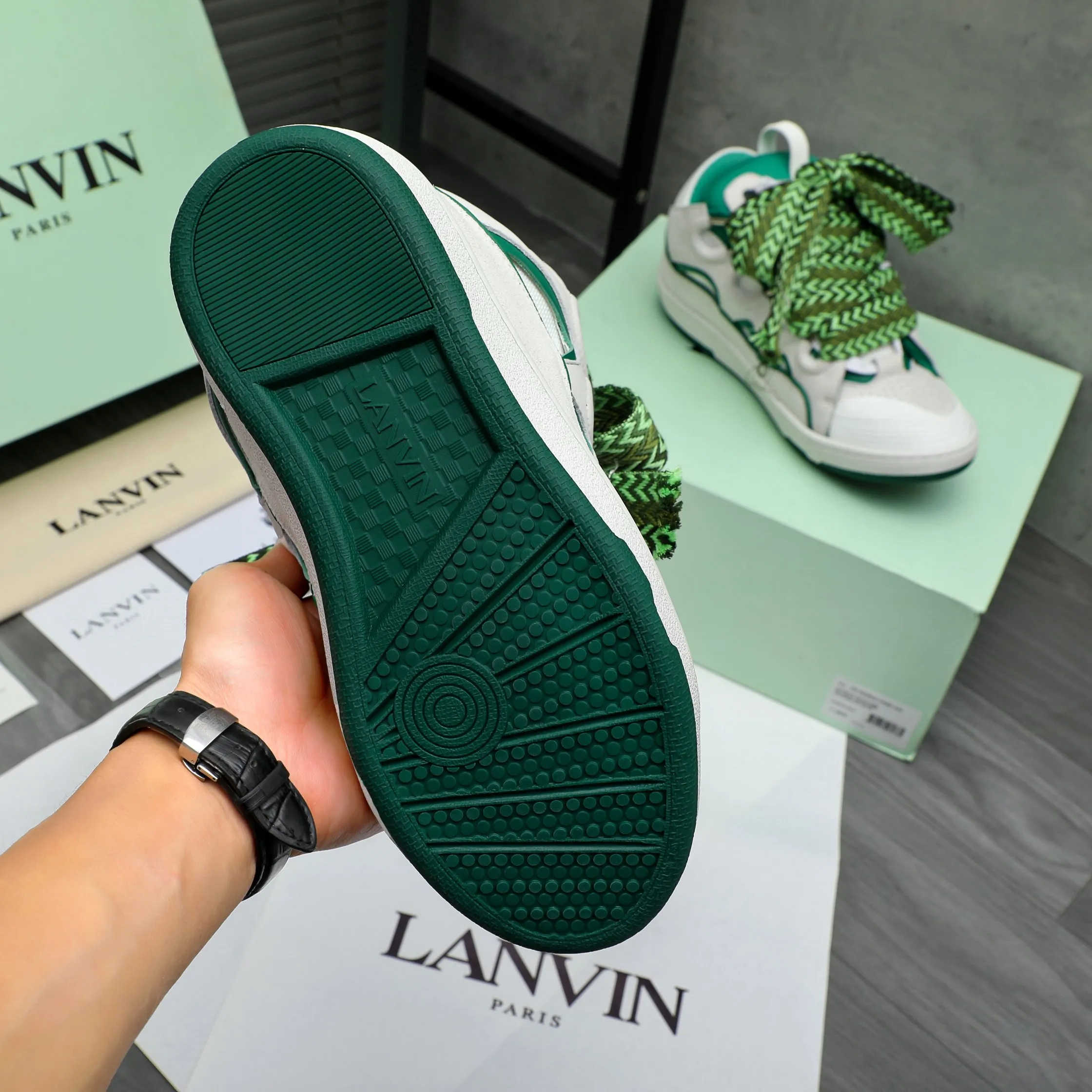 Men's shoes 💰740 [Lanvin] Lanvin high-end quality original couple's casual shoes - Upper: imported pebbled cowhide stitched with breathable mesh - Lining: Lycra elastic lining - Outsole: original rubber outsole - Super high quality control·Fine workmanship: highlighted (high-end·luxury·grade) -Size: 36-45 (45 can be customized)